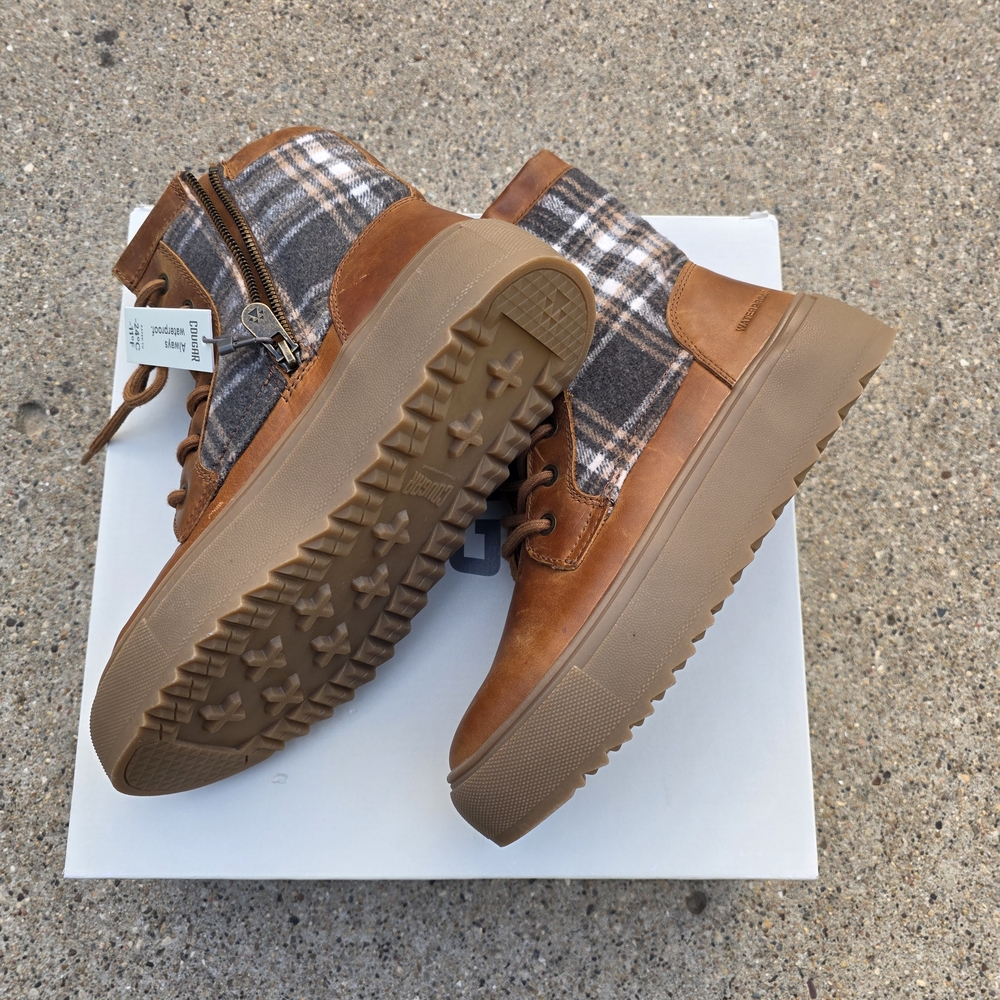 Cougar Insulated Brown Plaid Ankle Boots Women Size 10 - Picture 9 of 12